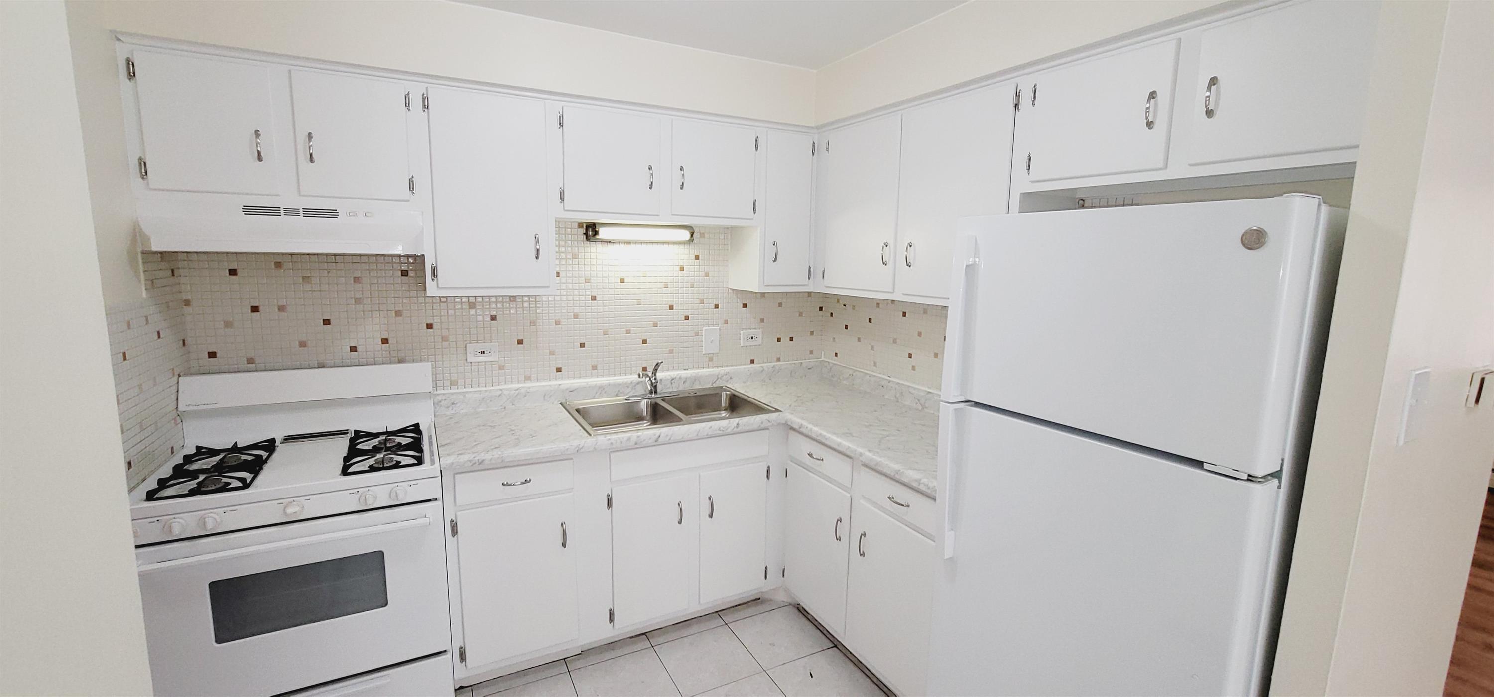 5835 West 63rd Street - #1C
