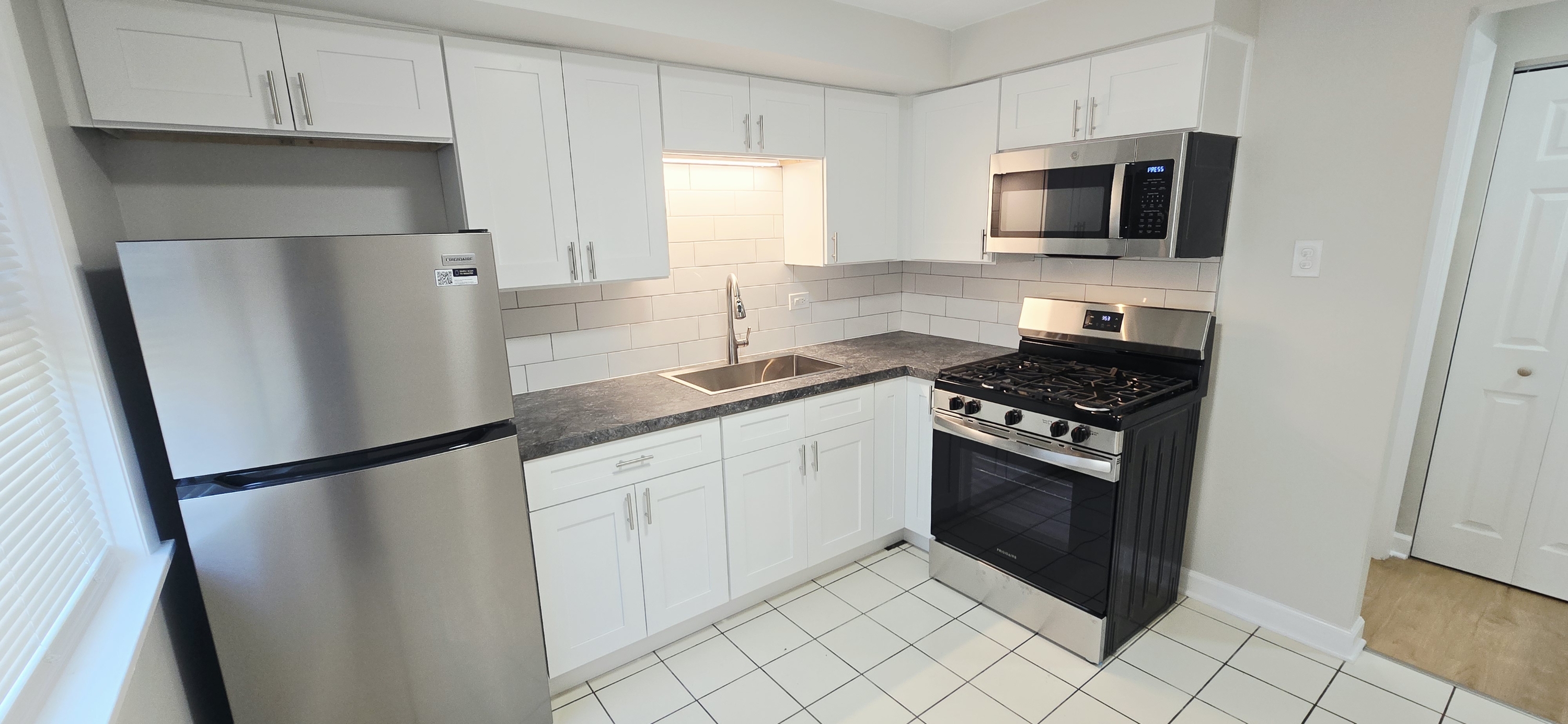 11013 South Lloyd Drive - #6
